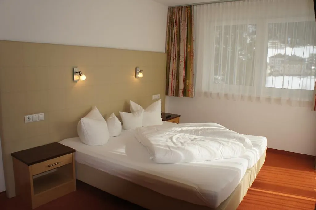 Alpinea Appartements Ischgl Apartment